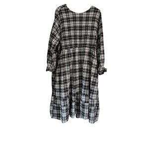 Black and White Plaid Dress 4X